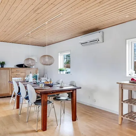 Sampsa - 350m From The Sea By Interhome