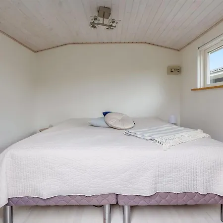 Sampsa - 350m From The Sea By Interhome